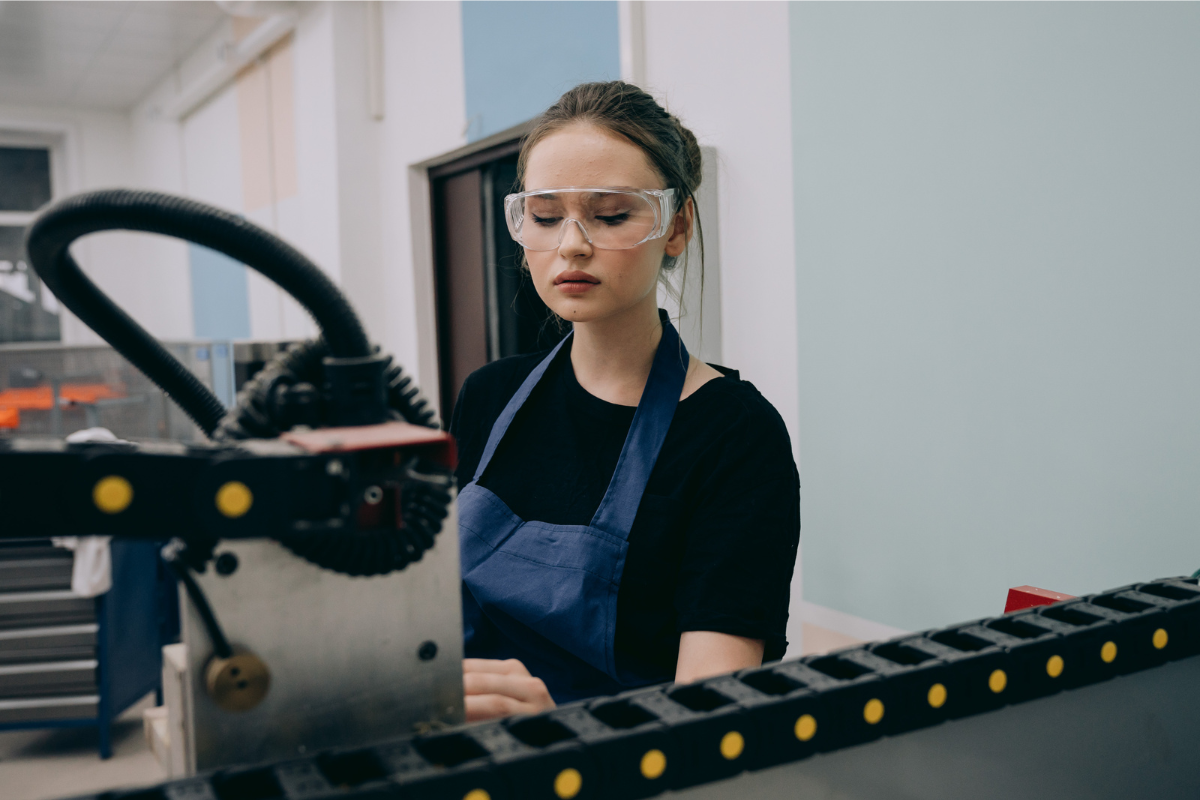 Ofitsiina robota v Polshchi Офіційна робота в Польщі